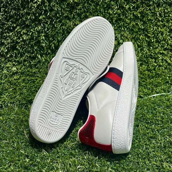 New GUCCI Ace Sneaker with BLIND FOR LOVE Removable Patches